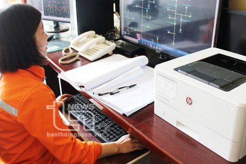 Điện lực Phú Lương đẩy mạnh chuyển đổi số