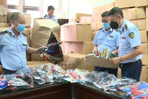 Hà Nội: Kiểm soát siết chặt các mặt hàng đồ chơi nhập lậu, không rõ nguồn gốc xuất xứ