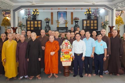 Đoàn Ủy ban MTTQVN TP.HCM thăm các trường hạ Q.Gò Vấp