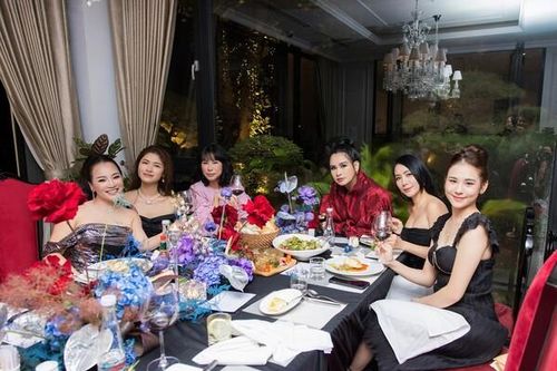 CEO Lưu Bích Nguyệt dành tặng ông xã bữa tiệc sinh nhật đầy cảm xúc