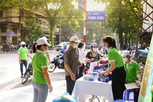 Đổi rác lấy quà - Mô hình lan tỏa lối 'sống xanh'