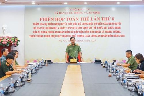 Hoàn thiện cơ sở pháp lý về cấp bậc hàm cao nhất là Thiếu tướng CAND