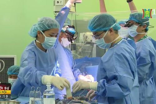 Phẫu thuật thành công hơn 700 trường hợp tim bẩm sinh