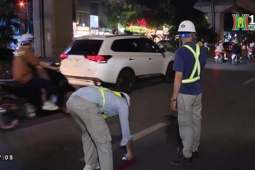Điều chỉnh dải phân cách trên đường Nguyễn Trãi