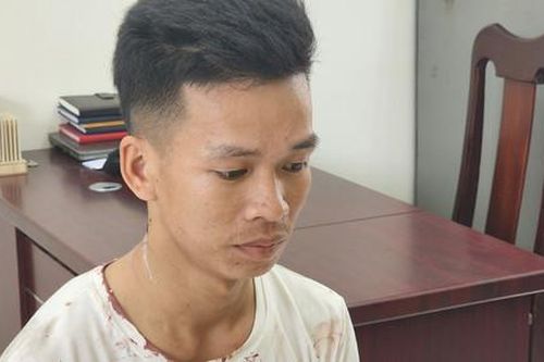 Bị nói lời chia tay, gã đầu bếp mang dao đi sát hại người yêu rồi tự vẫn