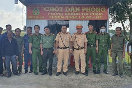 Lập 3 chốt phòng chống tội phạm trên Quốc lộ N2 đoạn qua huyện Tân Thạnh
