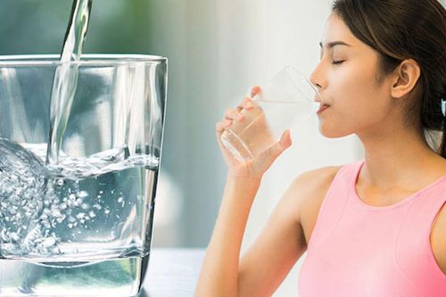 Uống nhiều nước có tác dụng gì?