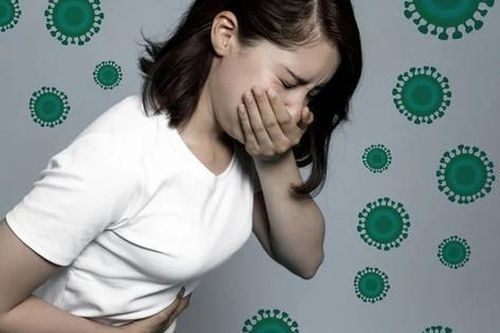 Nhiều người nghi bị ngộ độc sau bữa tiệc cưới 500 khách