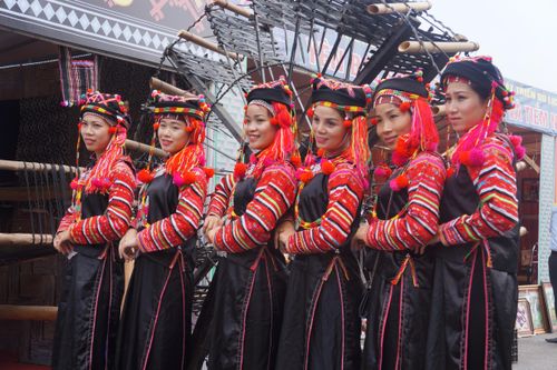 Tuần Văn hóa - Du lịch Tây Bắc và TP.HCM tại Lào