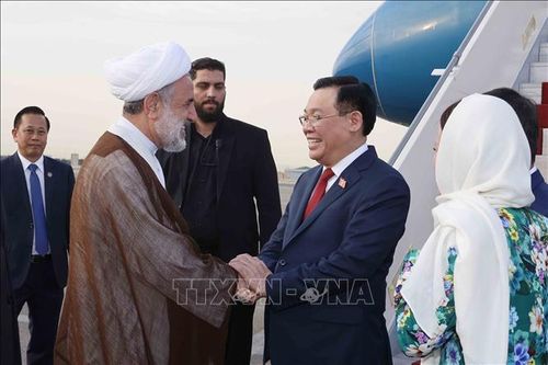 Chủ tịch Quốc hội Vương Đình Huệ thăm chính thức Cộng hòa Hồi giáo Iran