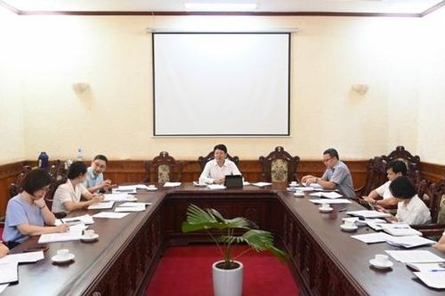 Bộ Tư pháp đẩy mạnh rà soát văn bản triển khai Đề án 06 và Nghị quyết của Quốc hội