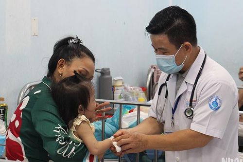 Thuốc phenobarbital đã được cung ứng trở lại để điều trị trẻ mắc bệnh tay chân miệng nặng