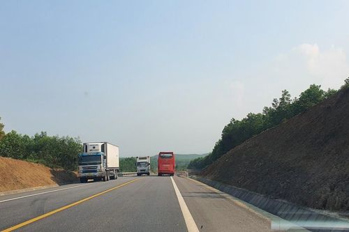 Chính phủ đồng ý bố trí vốn mở rộng cho tuyến cao tốc La Sơn - Túy Loan