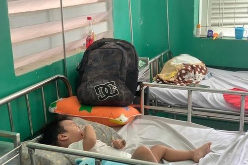 Thuốc điều trị trẻ mắc bệnh tay chân miệng nặng đã được cung ứng trở lại cho các bệnh viện tại TP HCM