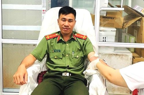 Bí thư Đoàn công an huyện Mường Khương hiến máu cứu thai phụ
