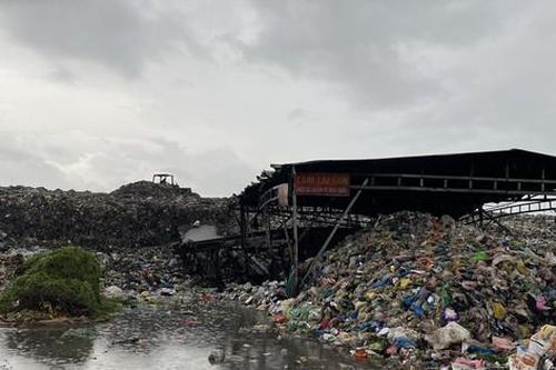Rác bủa vây nhiều tỉnh miền Tây: Vì đâu nên nỗi!