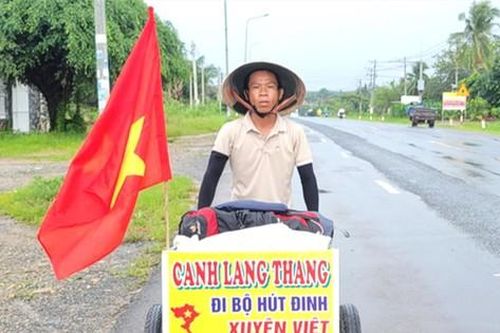 Chuyện về một chàng trai… gàn dở