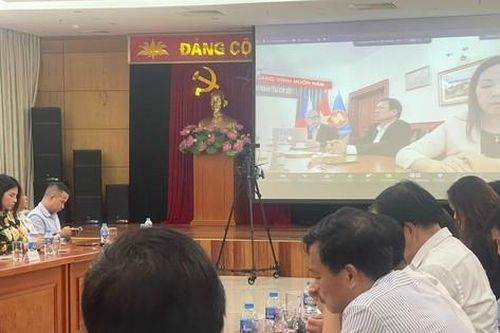 Thu hút nguồn lực người Việt Nam ở nước ngoài phục vụ phát triển du lịch