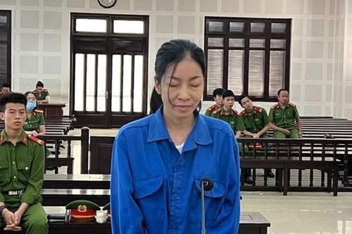 Nữ giảng viên đại học đổ xăng đốt chồng vì mâu thuẫn phân chia tài sản