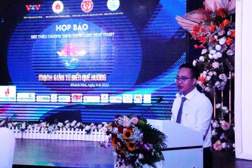 Chương trình nghệ thuật 'Mạnh giàu từ biển quê hương' diễn ra vào ngày 12/8