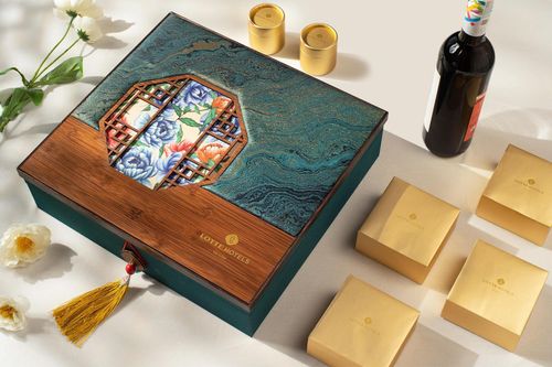 Bộ sưu tập bánh Trung Thu 'Mẫu đơn phú quý' tuyệt đẹp của LOTTE Sài Gòn