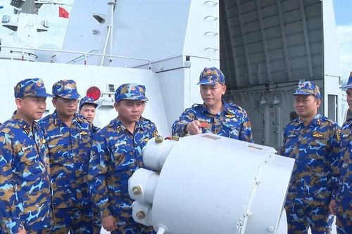 Vùng 4 Hải quân khai mạc hội thi tàu chính quy mẫu mực