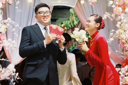 Người mẫu Thanh Thảo tổ chức đám cưới tại Vĩnh Long, vợ chồng Lê Thúy đến dự