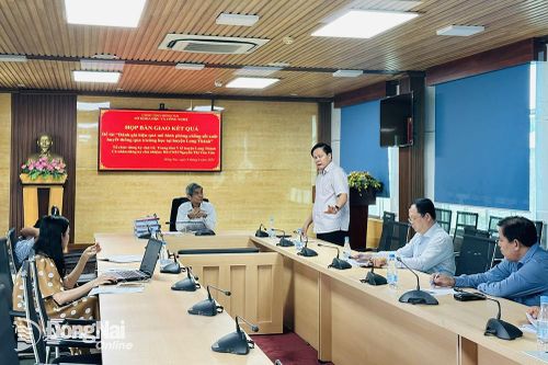 Bàn giao kết quả đề tài nghiên cứu về phòng, chống bệnh sốt xuất huyết