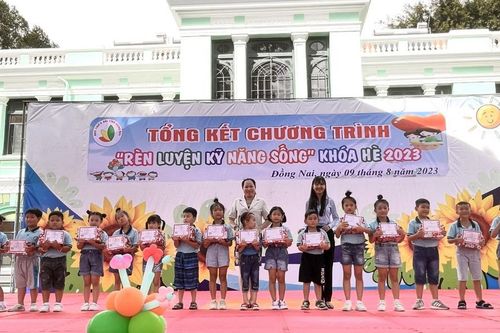 430 thiếu nhi hoàn thành chương trình rèn luyện kỹ năng sống khóa hè