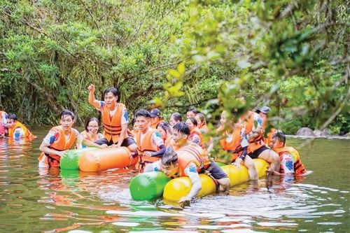 Đánh thức tiềm năng suối, thác để phát triển du lịch sinh thái