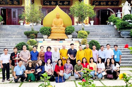 Nghệ An: Ban Trị sự GHPGVN tỉnh tiếp đoàn Viện Tôn giáo và Tín ngưỡng tham quan chùa Diệc