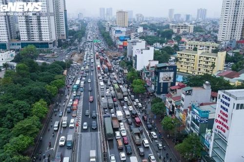 Ám ảnh thảm cảnh tắc đường ở Hà Nội, nhiều người bán nhà ven đô