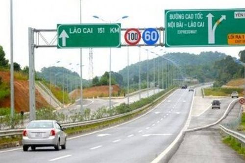 Cần thiết nâng cấp đoạn cao tốc Yên Bái - Lào Cai từ 2 thành 4 làn xe