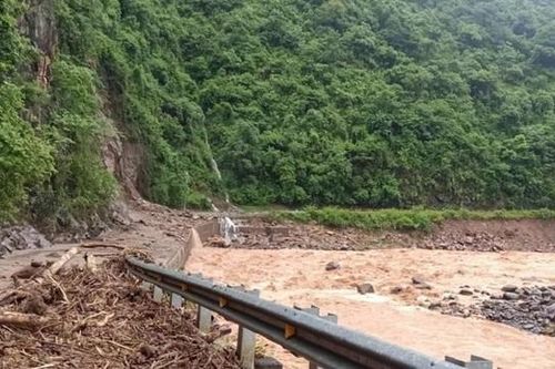 Miền Bắc lại bước vào đợt mưa lớn, gia tăng nguy cơ lũ quét, sạt lở đất