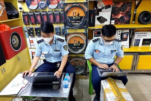 Phát hiện hàng loạt vụ sản xuất, kinh doanh linh phụ kiện ô tô, xe máy giả thương hiệu nổi tiếng