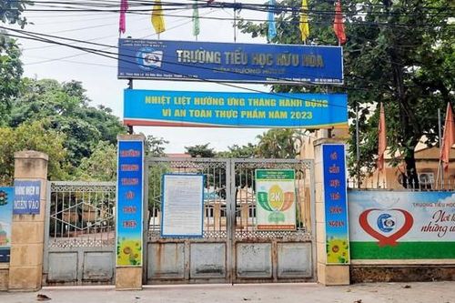 Không có việc 'phụ huynh muốn lắp điều hòa cho con phải cam kết tặng lại'