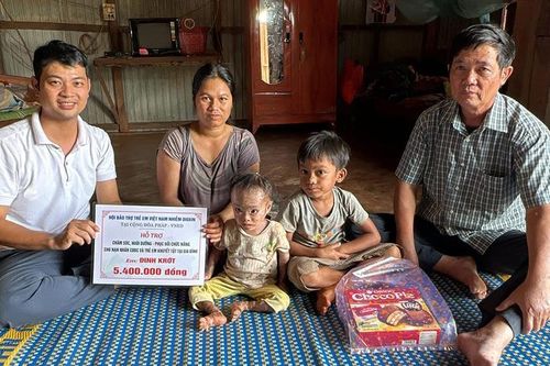 Chung tay chăm sóc, giúp đỡ nạn nhân chất độc da cam