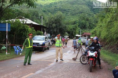Giao thông Điện Biên ảnh hưởng nặng nề do mưa lũ