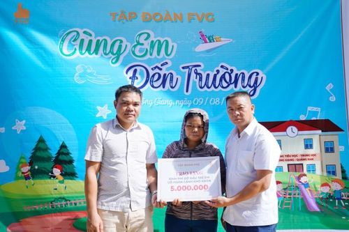 FVG khởi động chương trình thiện nguyện 'Cùng em đến trường' lần thứ 4
