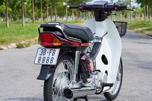 Honda Dream biển 'tứ quý 8' rao bán 288 triệu có đến 2 chính chủ