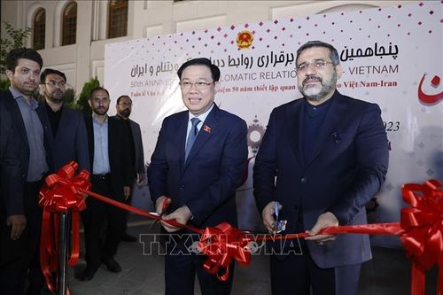 Chủ tịch Quốc hội Vương Đình Huệ dự khai mạc Tuần lễ Văn hóa Việt Nam tại Iran