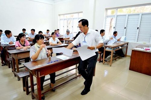 Quy định về bổ nhiệm vào ngạch chuyên viên