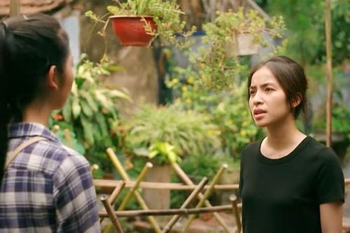 Làng trong phố tập 9: Hiếu phản ứng bất ngờ khi vợ bị đặt điều gian díu với sếp