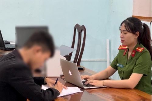 Cháu dựng chuyện bị cướp tài sản để 'xù tiền' bà nội