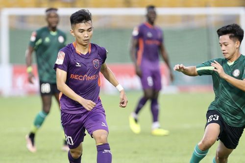 Đua trụ hạng V-League 2023: Niềm tin mong manh?