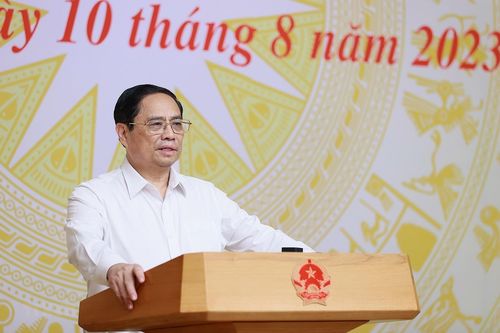 Thủ tướng: Tổ chức phong trào thi đua thiết thực, tránh bệnh hình thức
