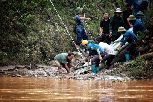 Mù Cang Chải làm cáp treo hỗ trợ bản làng trong mưa lũ