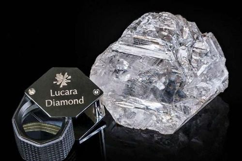 Phát hiện thêm một viên kim cương trên 1.000 carat