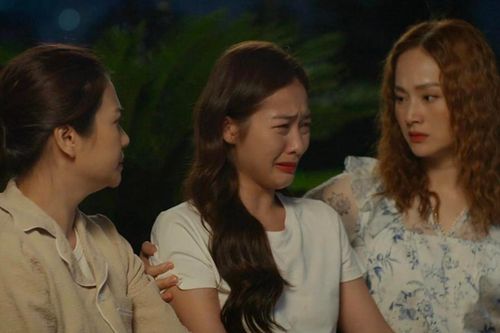 Gia Đình Mình Vui Bất Thình Lình bị khán giả quay lưng, lần này không thể bênh