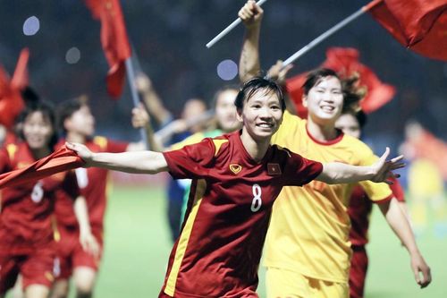 Tiền vệ Thùy Trang giã từ ĐTQG: 'Tôi đã muốn giải nghệ sau World Cup 2023'